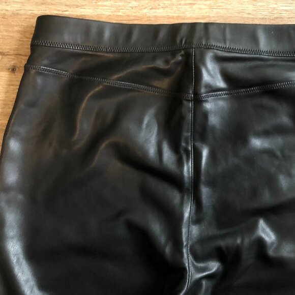 Free People Never Let Go Leggings  Faux Leather Stretch High Rise Black Size 30 - Picture 12 of 12